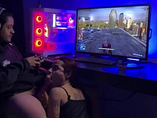 Esposa debe competir contra marvel spider-man 2 subtítulos en español! Damn, that femdom handjob game with Latina milf in homemade bedroom competition.