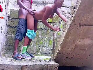 i fuvked my sexy neighbor boyfriend in that uncompleted building with teasing blowjob ass play