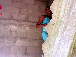 i fuvked my sexy neighbor boyfriend in that uncompleted building with teasing blowjob ass play