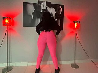 Ass Worship Session Highlights Venezuelan Whore's Curvy Big Ass And Tight Holes