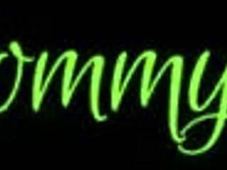 Stranger Lets Milf Dee Williams Wildly Ride His Big Cock in Exchange for Ride Home