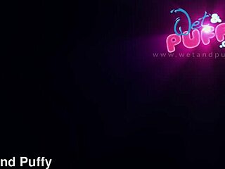 wetandpuffy angelic masturbation