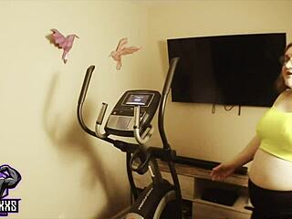 late for workout with nathalie presley in crossdressing roleplay