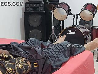 Tall Amateur Masturbates Big Cock On Camera