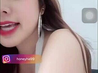 Bigo Show Features Sexy Asian Babe With Big Tits In Hot Webcam Action