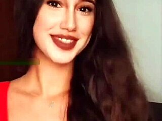 Morena with big natural tits is so sensual you'll cum from the pleasure 😍