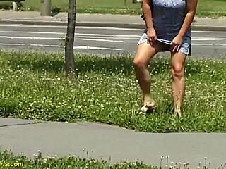 redhead bbw milf peeing in public