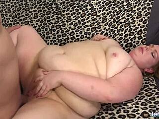 chunky chick velma voodoo takes a stiff cock in her pussy