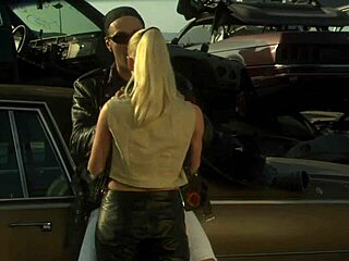 coffee brown takes cracker dick in her black hole