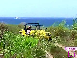 Tarra White, eating her pussy at the beach?