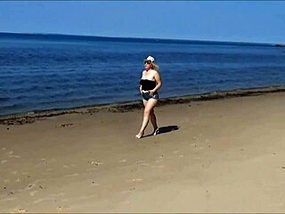 Hey, check out these big butts squeezed into tight jeans shorts?