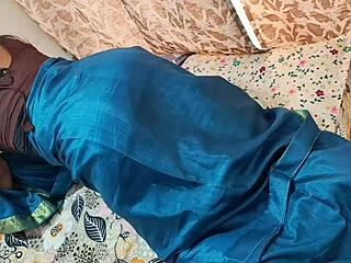 beautiful 18 year old indian kamwali seducing owner with hot lusty sex