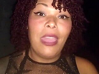 Oh wow, I spotted this sexy amateur blowing a huge cock at the wild swing party! 🔥🍆