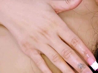 Classic brunette beauty reveals her sexy body in casting