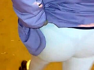 i spotted this mature blonde milf with a huge ass in red thong on the street, flashed her and convinced her to hook up outdoors