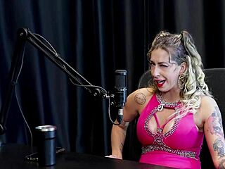 foi motorista de puta teve o convite pra fazer pornô passou por depressão e quando foi atropelada por um ônibus - julia fontanelli watch on sheer red