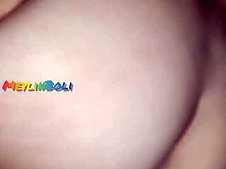 morrita del tropico calenturienta de tan solo 18 a�itos entrega su culito estrecho por una apuesta