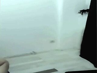 warum fickst du mich so hart angespuckt und geohrfeigt als submissive schlampe?