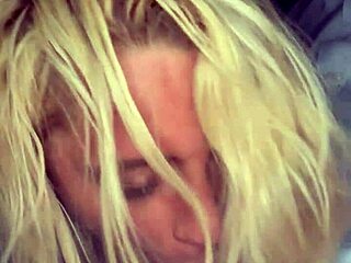 pretty hooker blows guy in car at night, swallows cum then spits on dick for more sucking 😈🚗