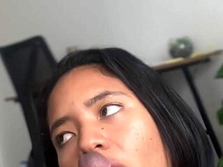 Deep And Sloppy Blowjob Session By Amateur Couple Nysdel