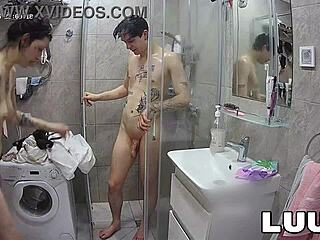 Whoa, Check Out This Webcam Couple's Steamy Homemade Shower Thrill!