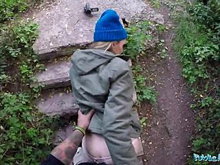 Public Agent Tempts With Outdoor Sex For Cash