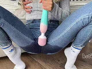 She loses the challenge and ends up squirting three times in wet orgasm game