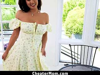 oh wow, my hot woman rides that raw cock deep in her tight pussy until she cums hard 😈