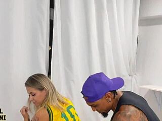 Meu professor, your monster cock wrecked my white pussy hard.