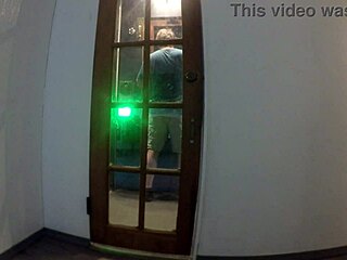 Gigi breeze boldly sucks skinny slut penis at gloryhole with hardcore oral action