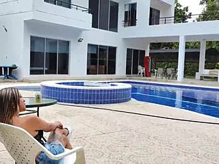 follando con la dueña de la casa this pretty colombian latina with small tits and muscular body gets wild