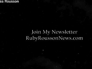 addicted to those shiny lips and deep plunging cleavage