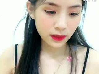 i feel so excited watching em hotgirl việt livestream on uplive