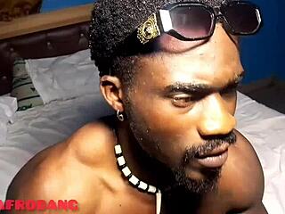 hey wizzy brown you're that muscular guy pounding betty skaly for her first time with passionate moans