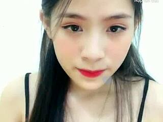 i feel so excited watching em hotgirl việt livestream on uplive