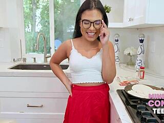 airbnb hosts freeuse spanish guest in fantasy scenario