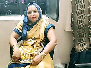 Desi babe, fuck me rough in kitchen boys!