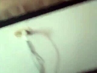 Store lady lets me fuck her afternoons 😏