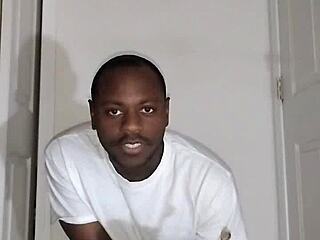 Relaxing with banana stretches and thankful holiday food vibes