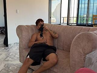 hermanastra catches me jerking demands hard pussy fuck