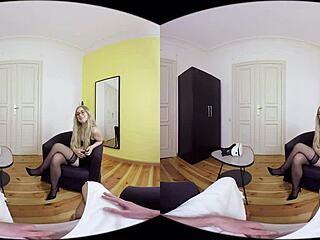 Polish blondes amateurs double blowjob threesome pov hd