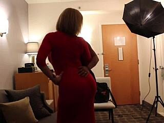 sexy sara jay squirts backstage with big clit play