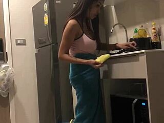 Big Boobs Thailand Asian Milf Tease