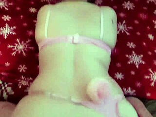 Give Cumslut Bunny That Hot Facial!