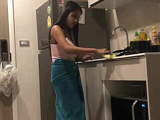 Big Boobs Thailand Asian Milf Tease