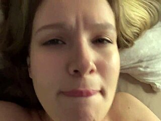 wake up to girlfriend's juicy morning pov ride