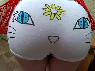 hairy milf's gaping pussy stretched by zucchini in lesbian masturbation