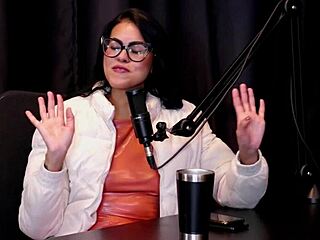 natasha fiore starts homemade loving her feet dreaming of porn camera