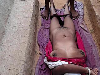 Hot Indian desi babe gets wildly fucked in steamy session