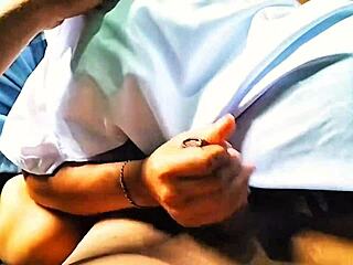 Indonesian homemade girlfriend cumshot massage compilation!